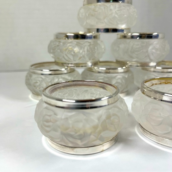 8 William Adams Frosted Rose Crystal Napkin Rings Silver-Plated,Bridal Luncheon - Picture 2 of 5